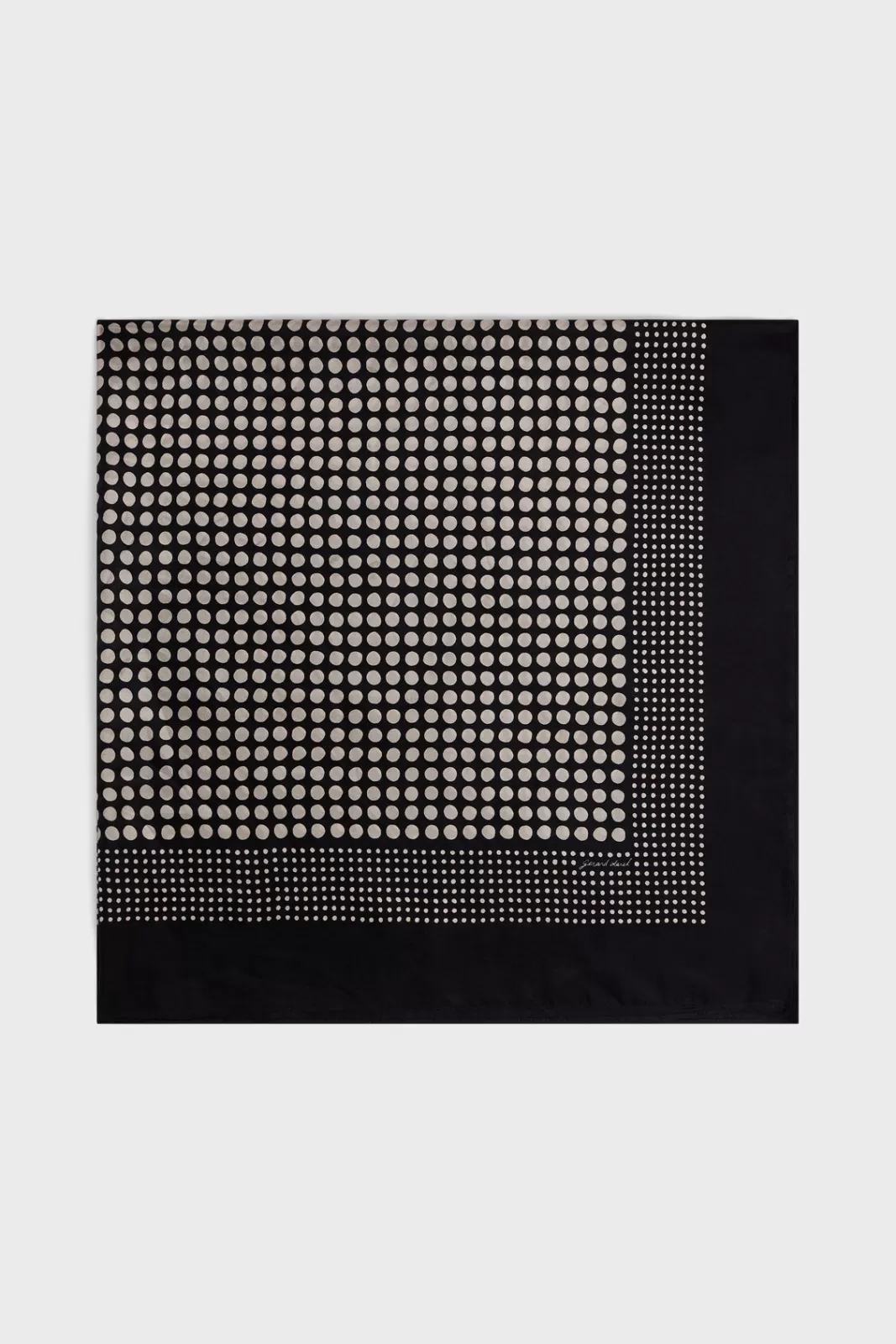 Gerard Darel Foulard à p"])self.__next_f.push([1,"ois en soie - DOROTHEE