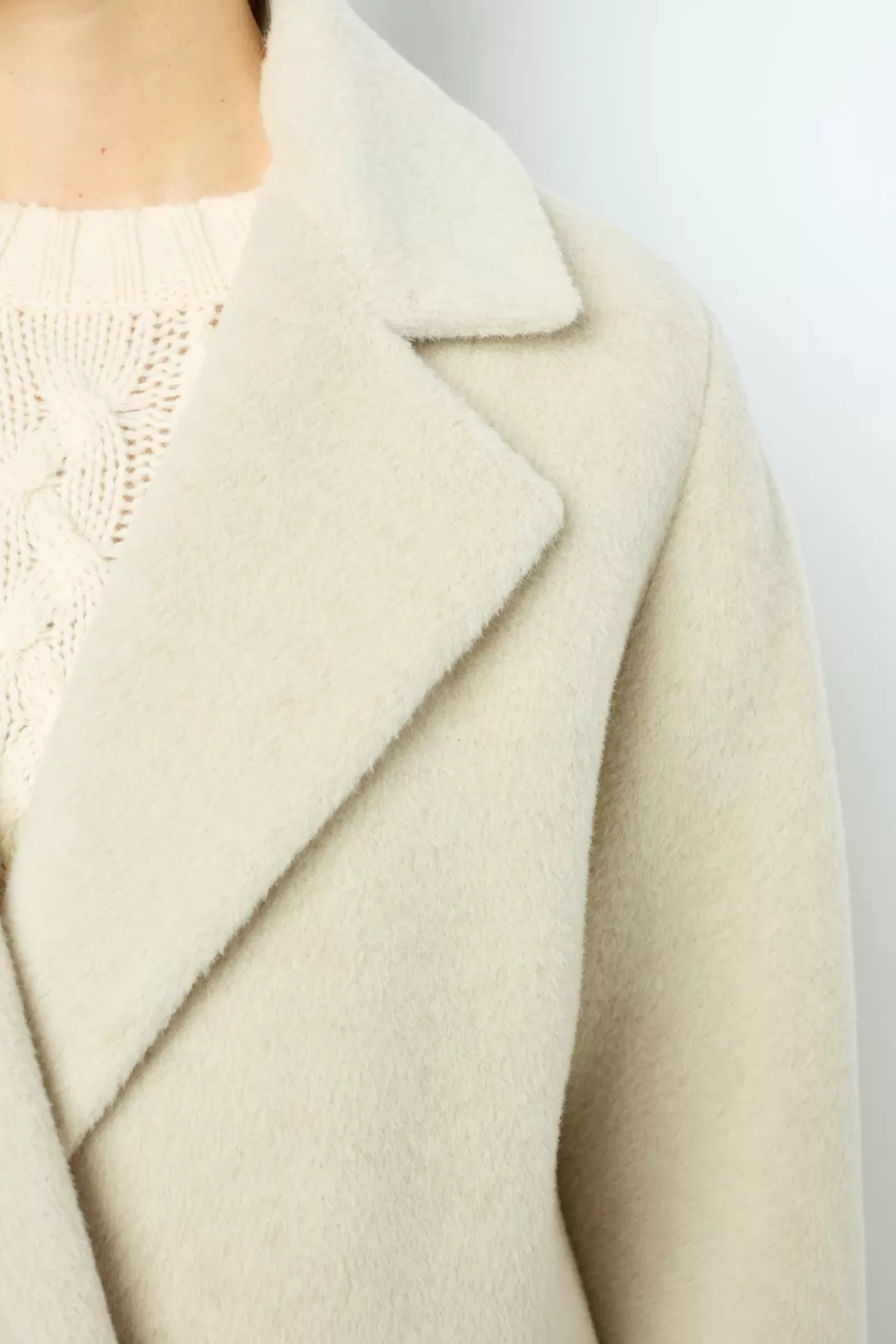 pardessus_en_laine_et_alpaga__lorianne_4.webp Gerard Darel Pardessus en laine et alpaga - LORIANNE