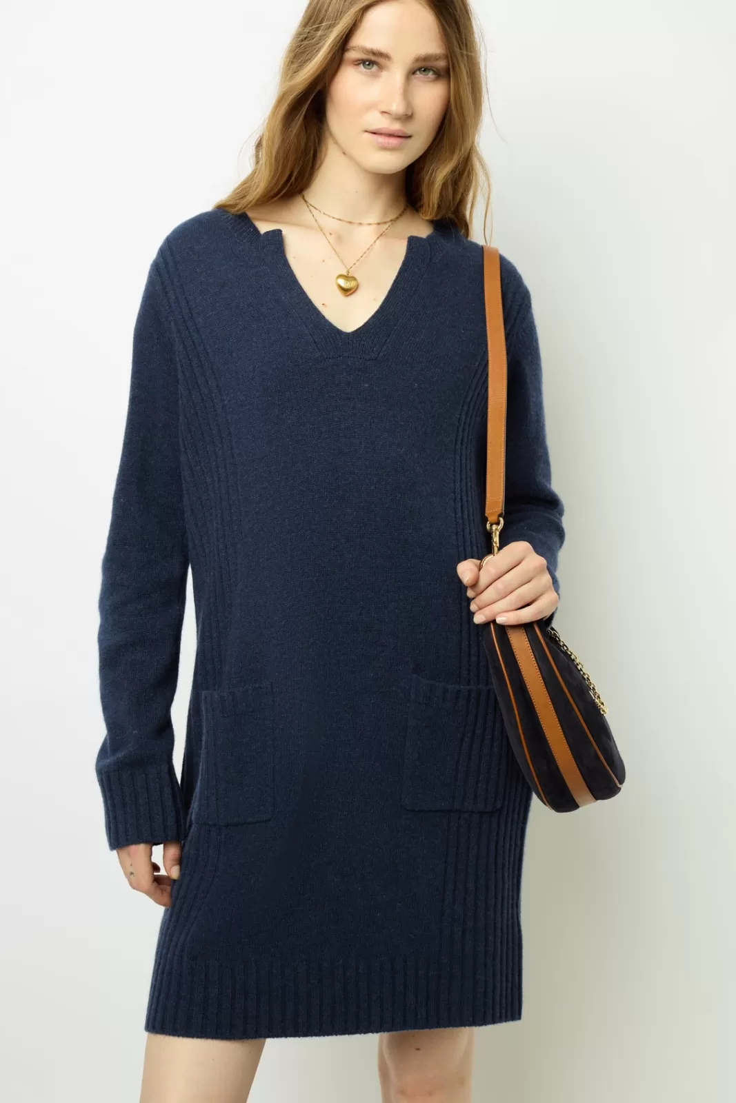 Gerard Darel Sac demi-lune en cuir velours - LE SUZANNE